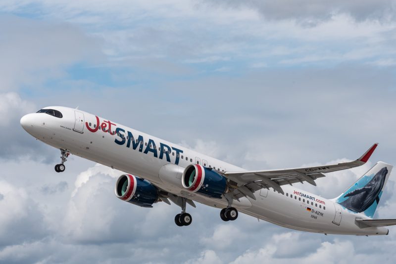 Jetsmart suma vuelos y amplia frecuencias en Colombia