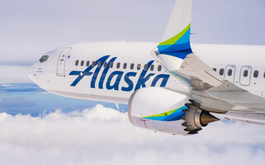 La Administración Federal de Aviación (FAA) aprueba la inspección y Alaska comienza las revisiones 737-9 MAX
