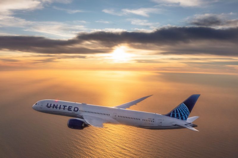 United Airlines confirma la reanudación de ruta internacional suspendida