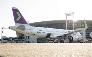 SKY estrena equipos más eficientes para energizar aviones en tierra