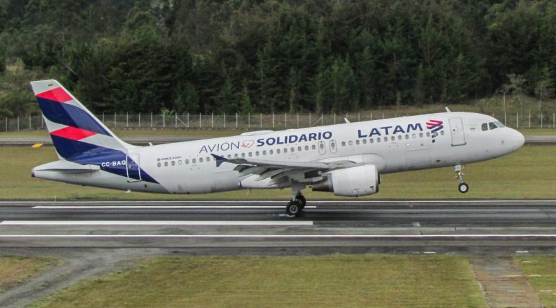 La Aerocivil informa suspensión de ruta internacional de Latam Airlines
