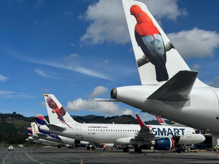  Jetsmart inicia operaciones en dos rutas nuevas en Colombia. 