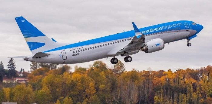 Aerolíneas Argentinas recibe un nuevo Boeing 737-8 MAX