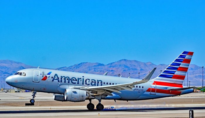 La Aviación Civil de colombia informa suspensión de ruta de American Airlines