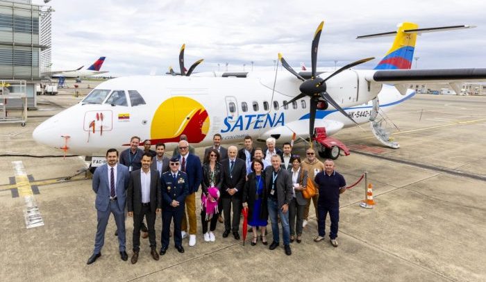 SATENA recibe un nuevo avión ATR