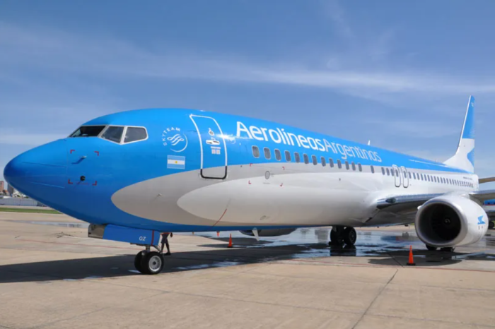 Aerolíneas Argentinas cancela ruta que tenía programada en enero