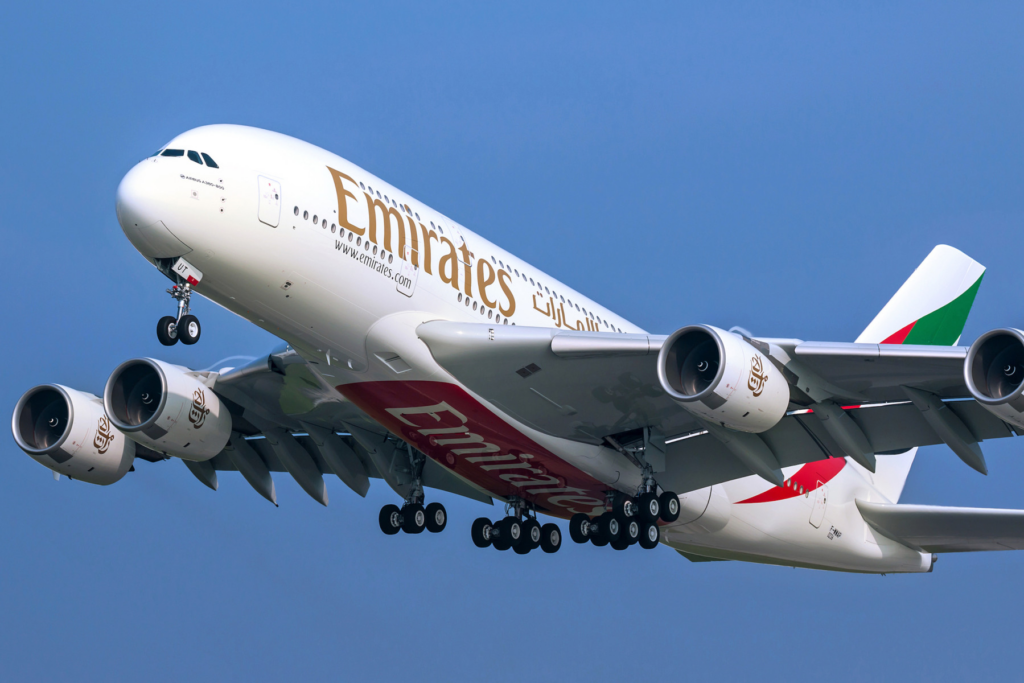 Emirates  reduce frecuencias internacionales