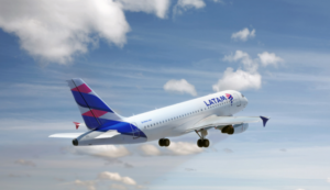 LATAM Airlines posterga inicio de ruta a mayo