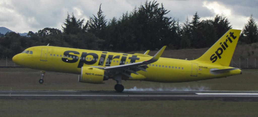 Spirit airlines adiciona frecuencias en Colombia desde mayo