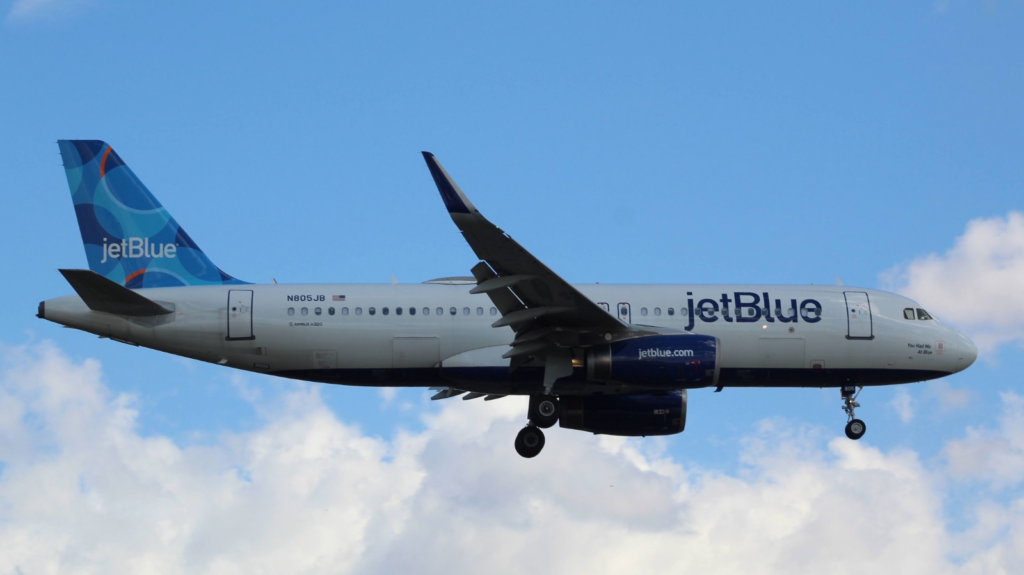 Jetblue inicia nueva ruta internacional en abril