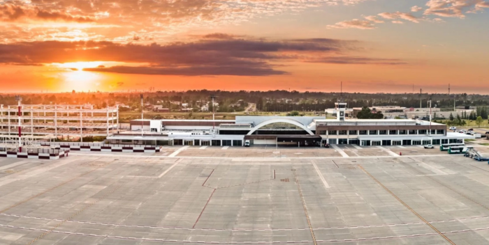 Rosario moderniza su aeropuerto con la reconstrucción de su pista principal