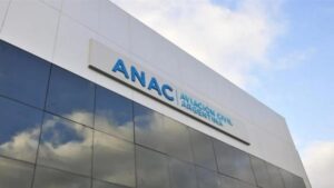 ANAC simplifica los trámites para obtener el Certificado de Trabajo Aéreo
