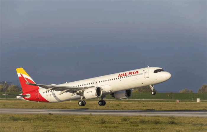 Iberia adelanta el incremento de frecuencias internacionales