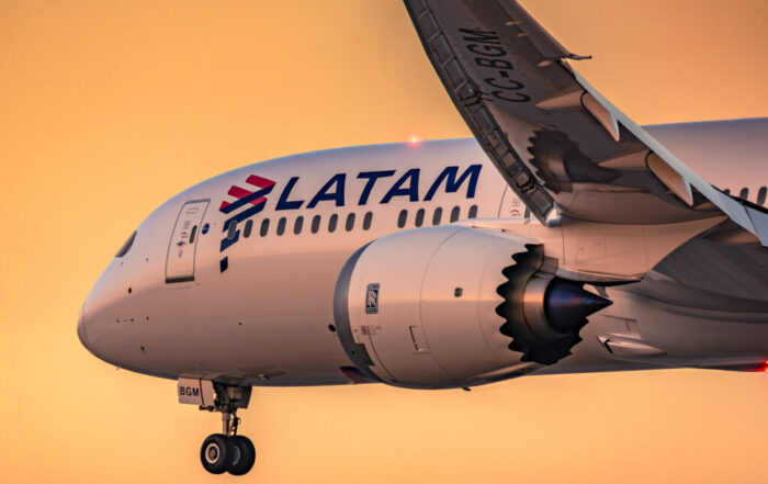 Latam reinicia operación triangular internacional