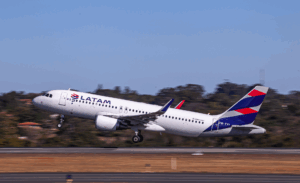 LATAM Airlines informa posibles reprogramaciones  por la apertura del nuevo aeropuerto