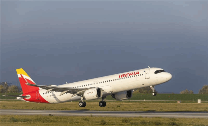 Iberia incrementa frecuencias desde Agosto