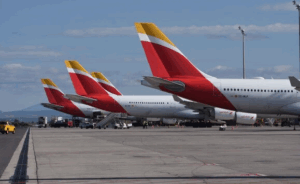 Iberia renueva su propuesta gastronómica para ofrecer una experiencia veraniega más fresca y sofisticada
