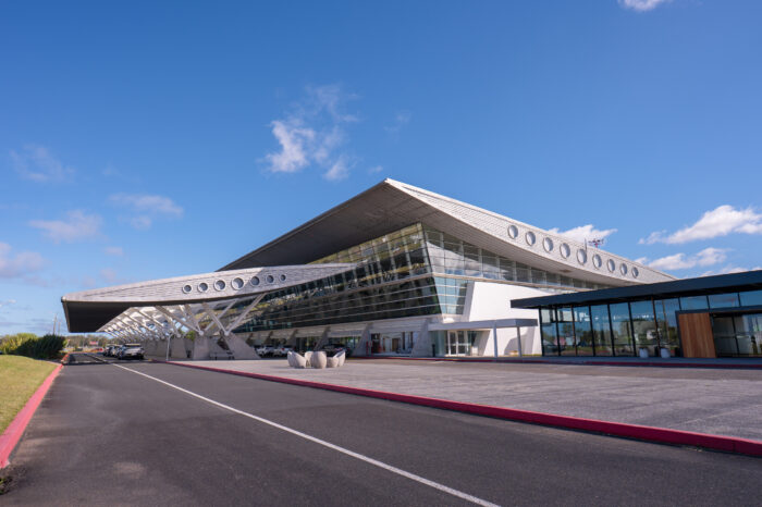 Punta del Este: Crecimiento y Consolidación de la Aviación Comercial e Invernal