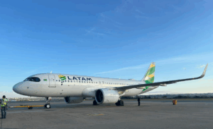 LATAM Airlines cancela ruta por motivos operacionales.