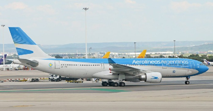 Aerolíneas Argentinas realiza triangulación internacional temporal