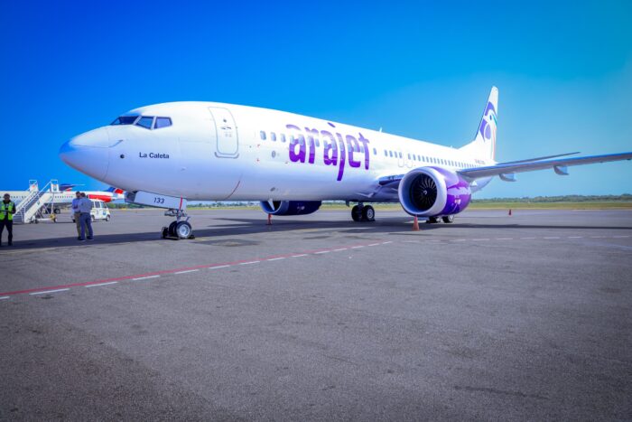 Arajet incorpora su avión número 12 y rinde homenaje a La Caleta