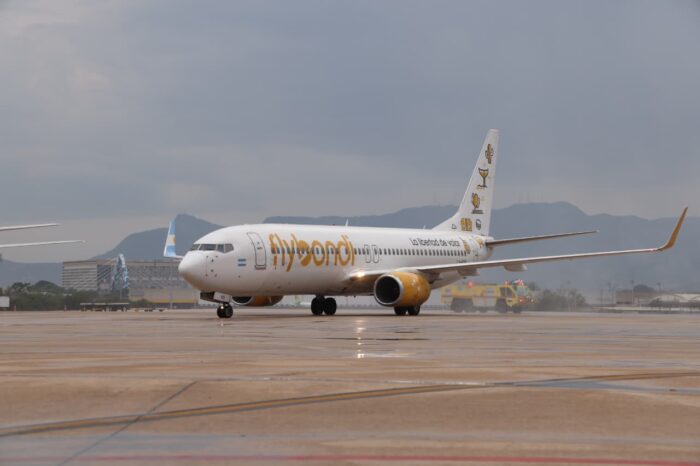 Flybondi inaugura nuevas rutas entre Brasil y Córdoba y refuerza su red de verano