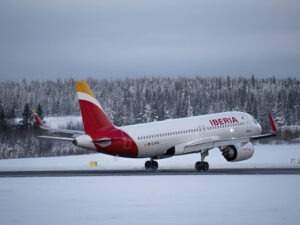 Iberia refuerza su operación navideña con casi 1,9 millones de plazas y más de 11.500 vuelos