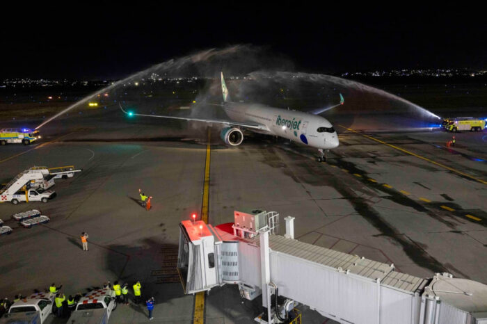 Iberojet inicia ruta internacional en Mexico