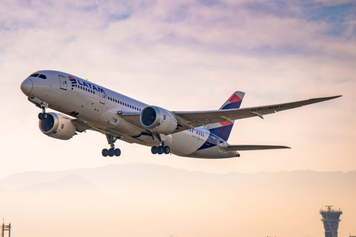 LATAM Brasil amplía vuelos a Europa con más frecuencias a Ámsterdam y Lisboa