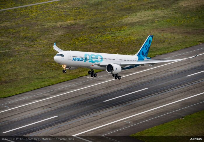 Airbus A330 (1)