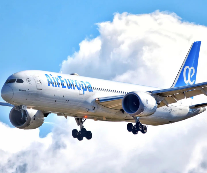 Air Europa refuerza la seguridad a bordo con sistemas médicos avanzados