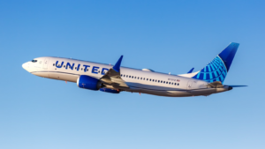 United Airlines amplía su red en Colombia con nuevos vuelos directos a Cartagena desde Houston y Washington-Dulles