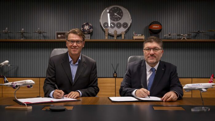 Volaris y Turkish Airlines firman acuerdo de código compartido para ampliar la conectividad global