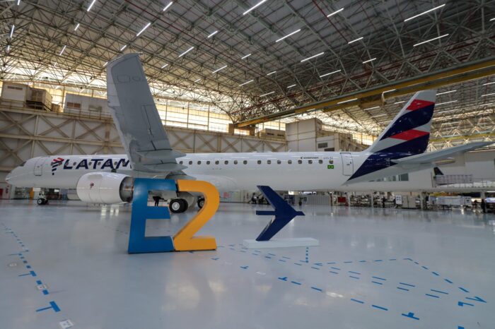 LATAM presenta su primer Embraer E195-E2 y apuesta por una mayor conectividad en Brasil
