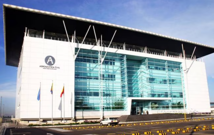 Sismo suspende vuelos en seis aeropuertos