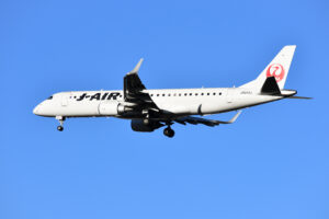 Embraer amplía su acuerdo con Japan Airlines para mantener la flota de E-Jets