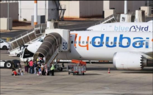Un vuelo de Flydubai entre Dubái y Tel Aviv realiza un aterrizaje de emergencia en Arabia Saudita tras un incidente en cabina