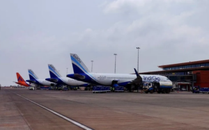 Un Airbus A321neo de IndiGo realiza un aterrizaje de emergencia en Goa por falla de motor