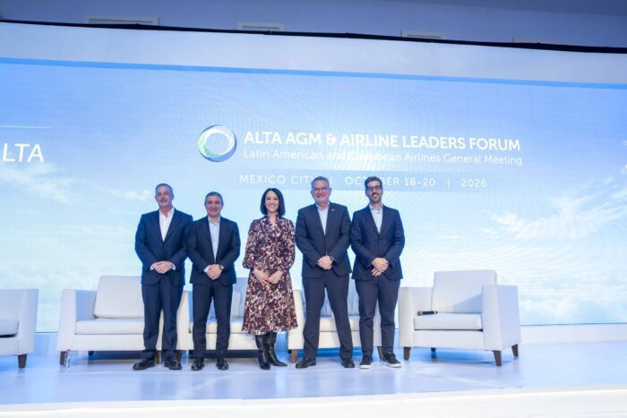 Análisis profundo del sector aeronáutico: Desafíos macroeconómicos, reestructuraciones y el futuro de las aerolíneas en América Latina