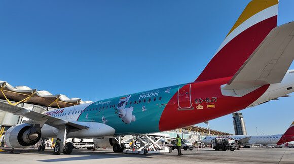 Iberia cumple un año de vuelos directos entre Madrid y Orlando